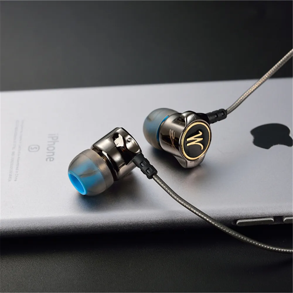 QKZ DM7 Metal Stereo Noise Isolating In Ear Best Bass Earphones