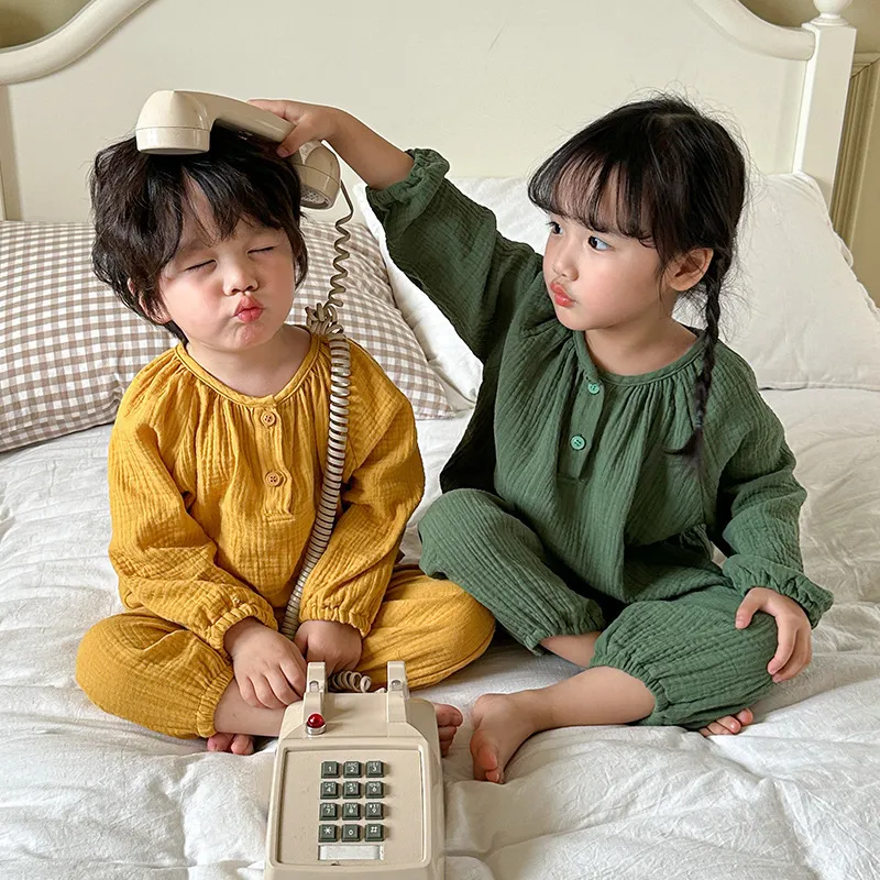 Pajamas Spring Autumn boys and girls cotton yarn soft solid color Pajama Sets Children long sleeve Tee and casual pants home clothes 230503