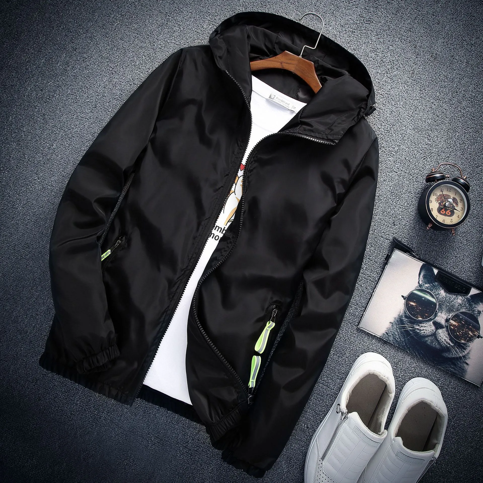 Thin windproof jacket hotsell