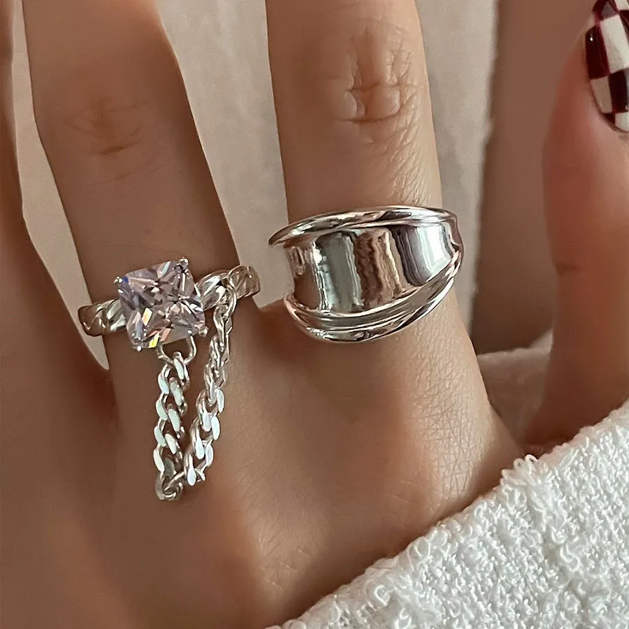 Cool promise shop rings for couples