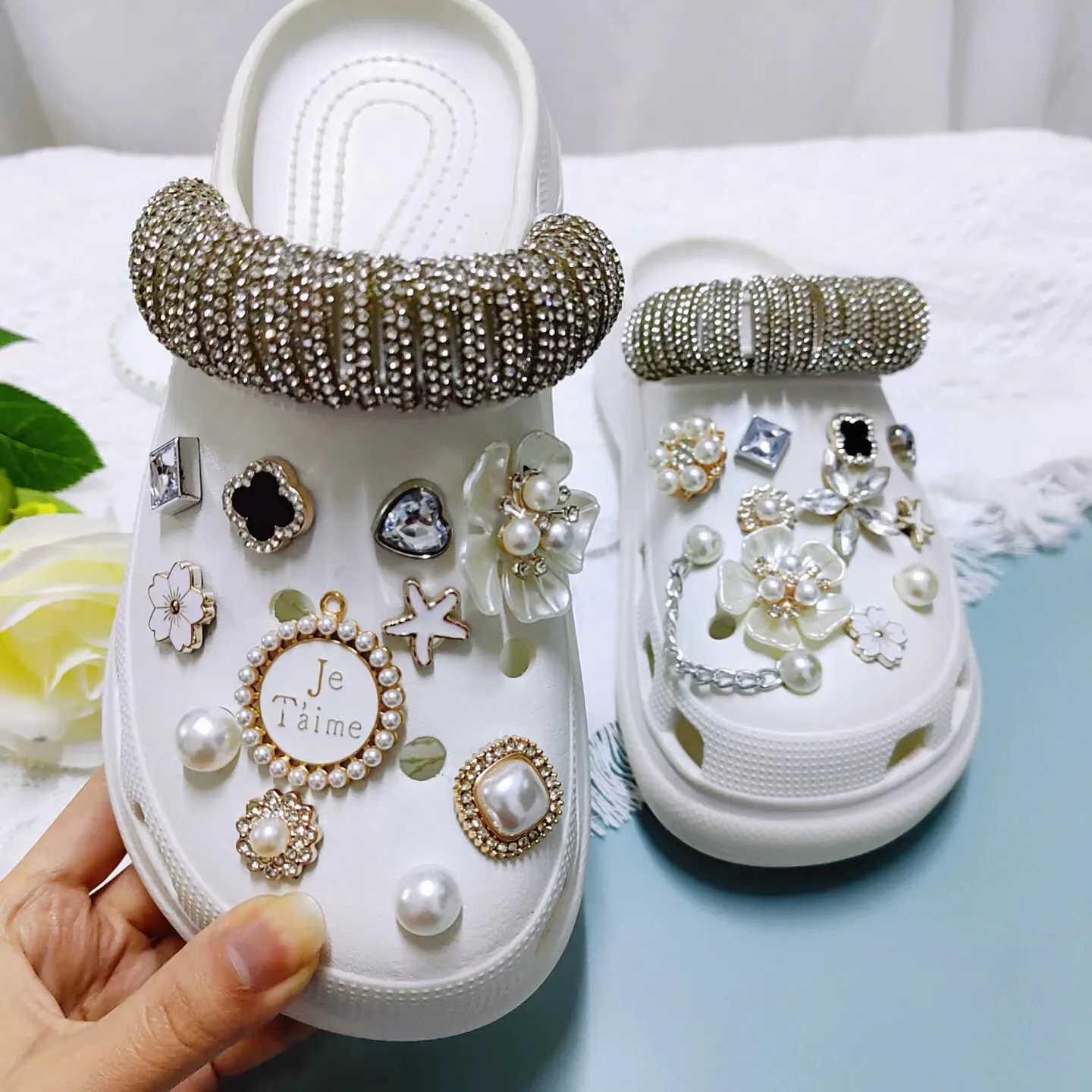 Wholesale Bling Shoe Decoration Charm Rhinestone Pearl Chains Set Jibbitz  for Croc Charms Clog Pins Charm Pack