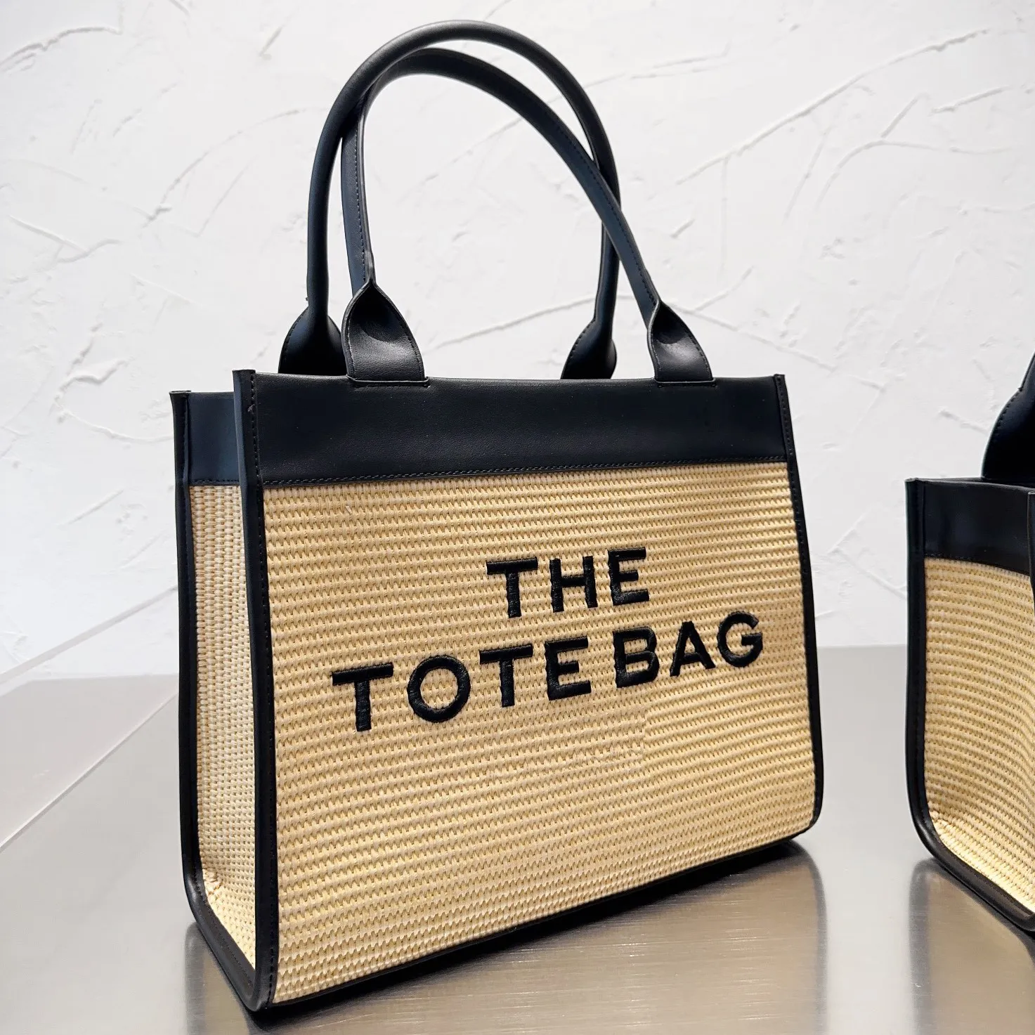Luxury Designer Woven Tote Bag for Women Stylish Beach Handbag