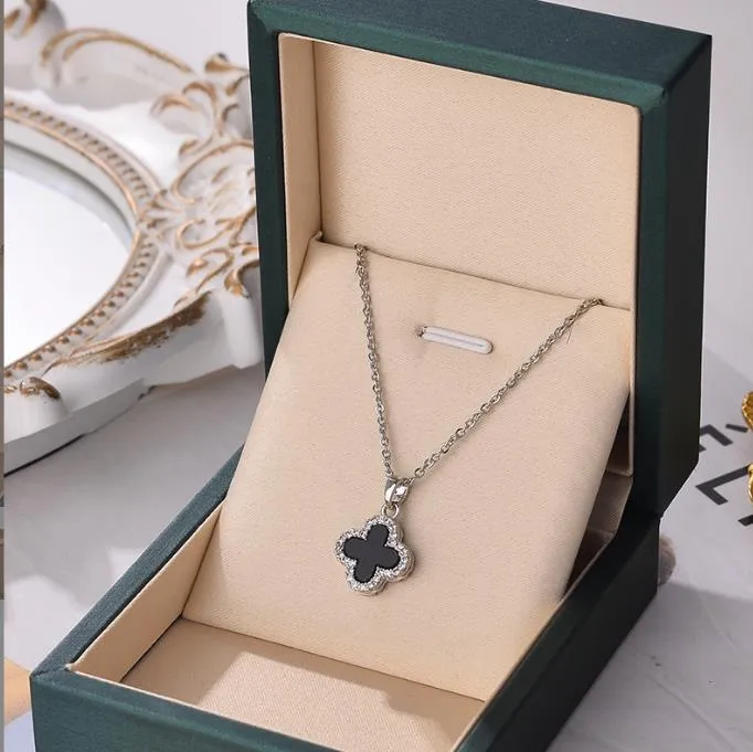 Gold Clover Plated Necklaces Two-sided Four-leaf Designer Fashional Pendant Necklace Wedding Party Jewelry No Box