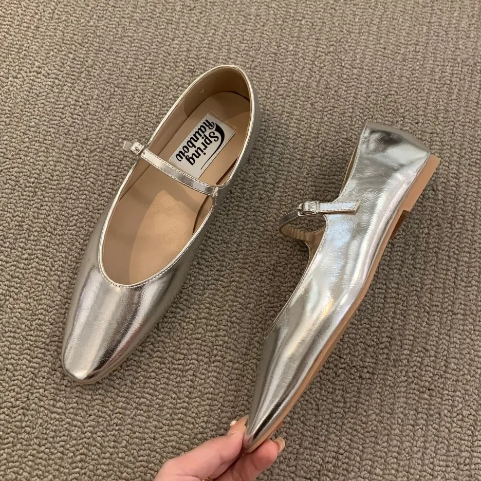 Comfortable 2025 silver flats