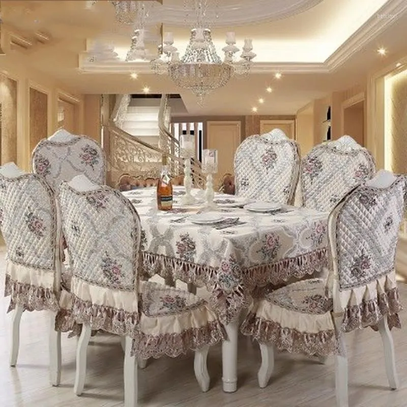 Tale da mesa Luxo de luxo de luxo de estilo europeu Rrectangular Dining Tobleth Capa Conjunto de almofadas de almofada requintada de renda elegante em casa