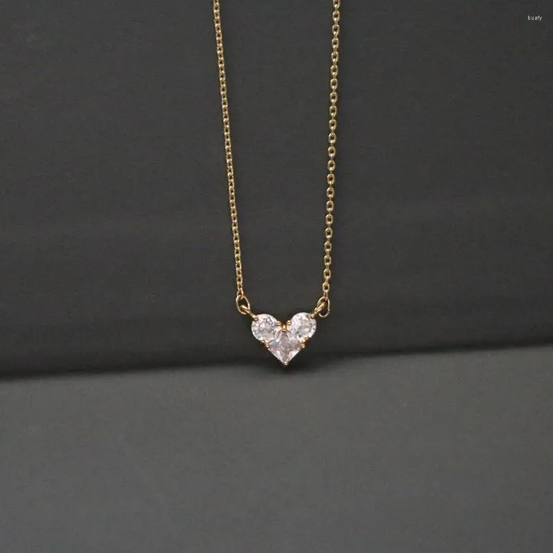 Подвесные ожерелья простые милые маленькие ожерелья для формы сердца циркона для женщин Мужские