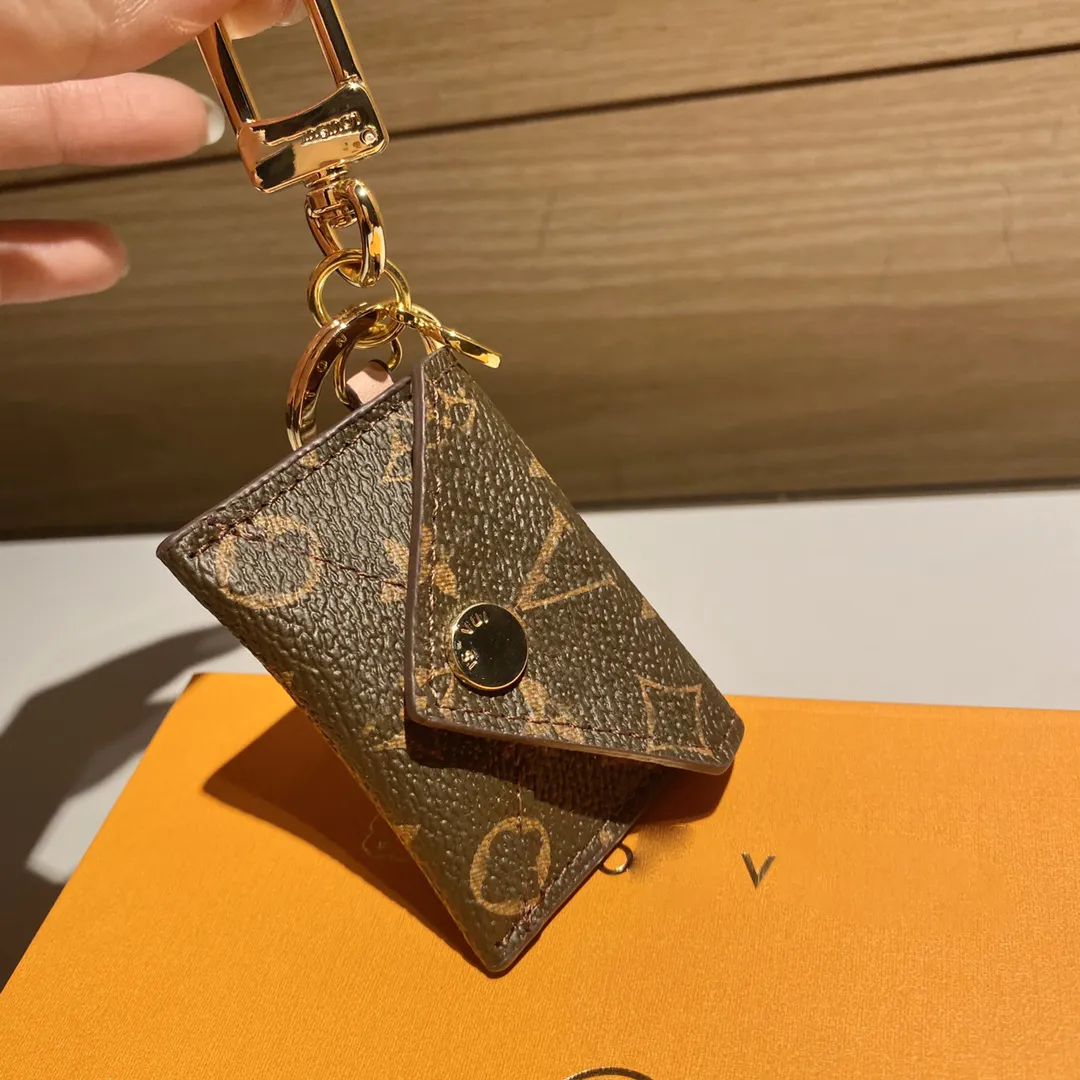 Jewelry Keychains Lanyards keychain designer key chain luxury bag charm letter bag women key ring car chain pendant men fashion accessories gift