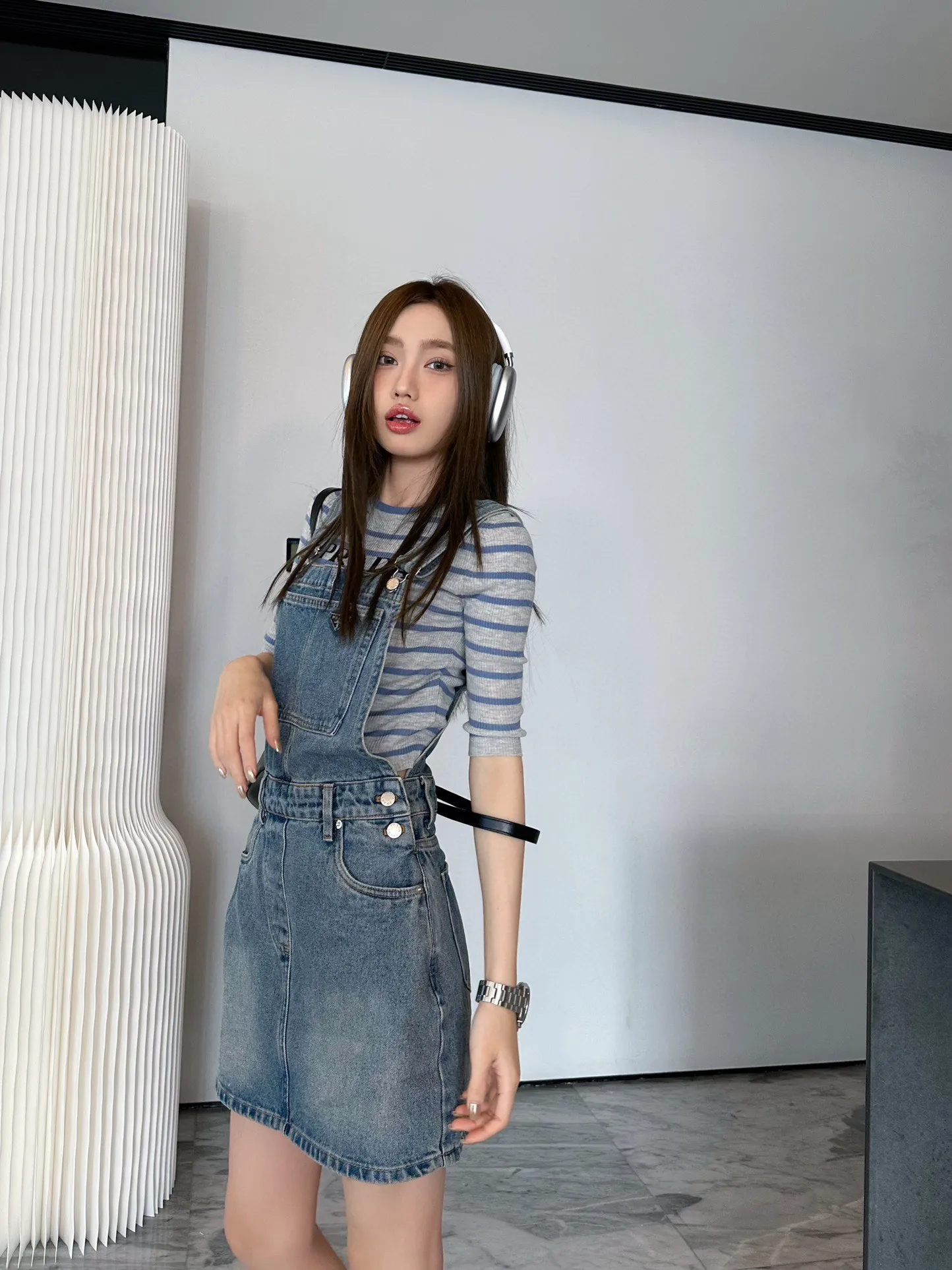 Des Moines Distressed Straight Leg Overalls | Good Morrow Co