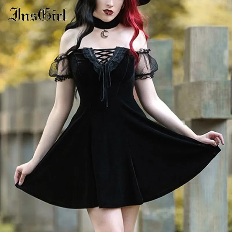 Robes Décontractées InsGirl Harajuku Punk Gothique Robe Noire Femmes Centre Commercial Goth Sexy Mesh Patchwork Manches Bouffantes Bandage Lune Métal Halter Party