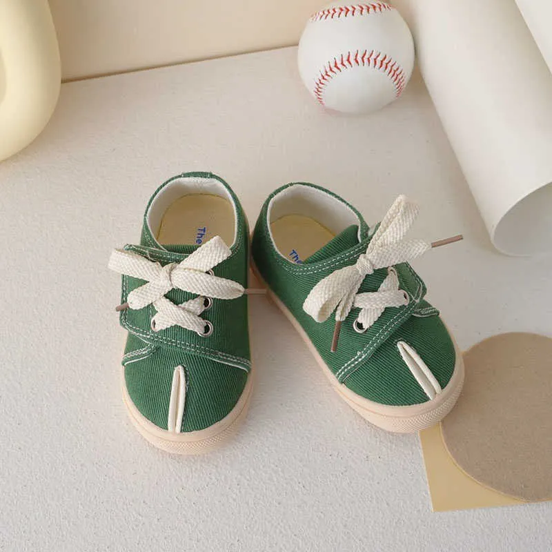 Athletic Outdoor Spring New Baby Canvas Shoes Girls Fashion Casual Shoes Boys Retro Board Shoes Children Cute Sneakers AA230503