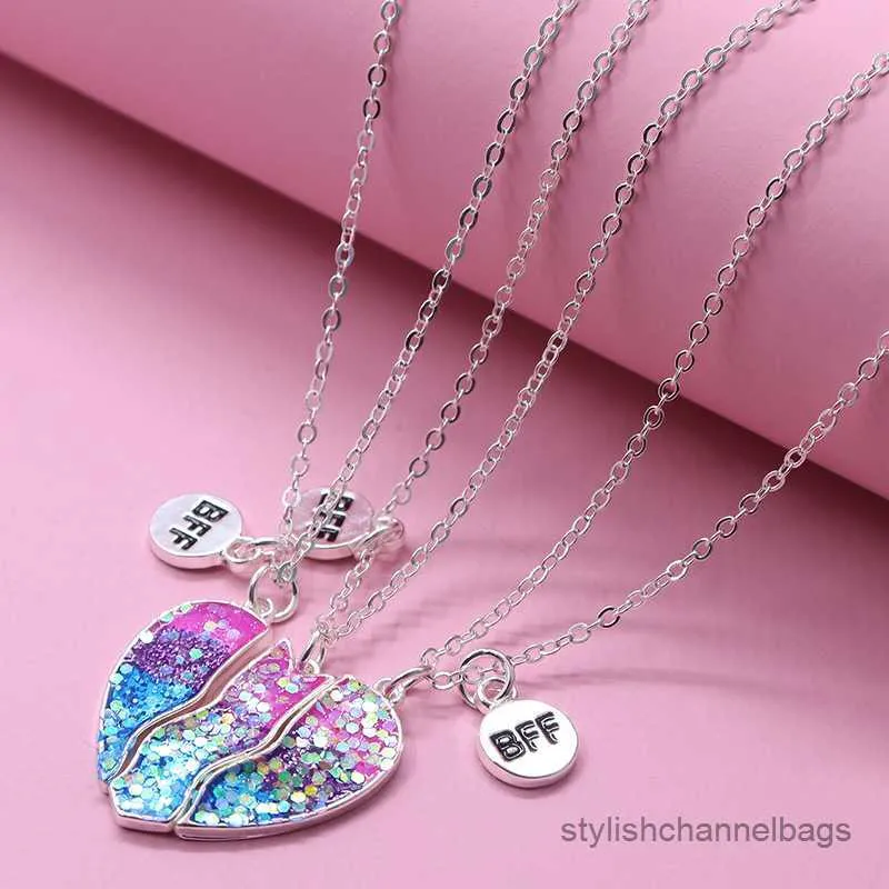 Broken heart 2025 friendship necklace