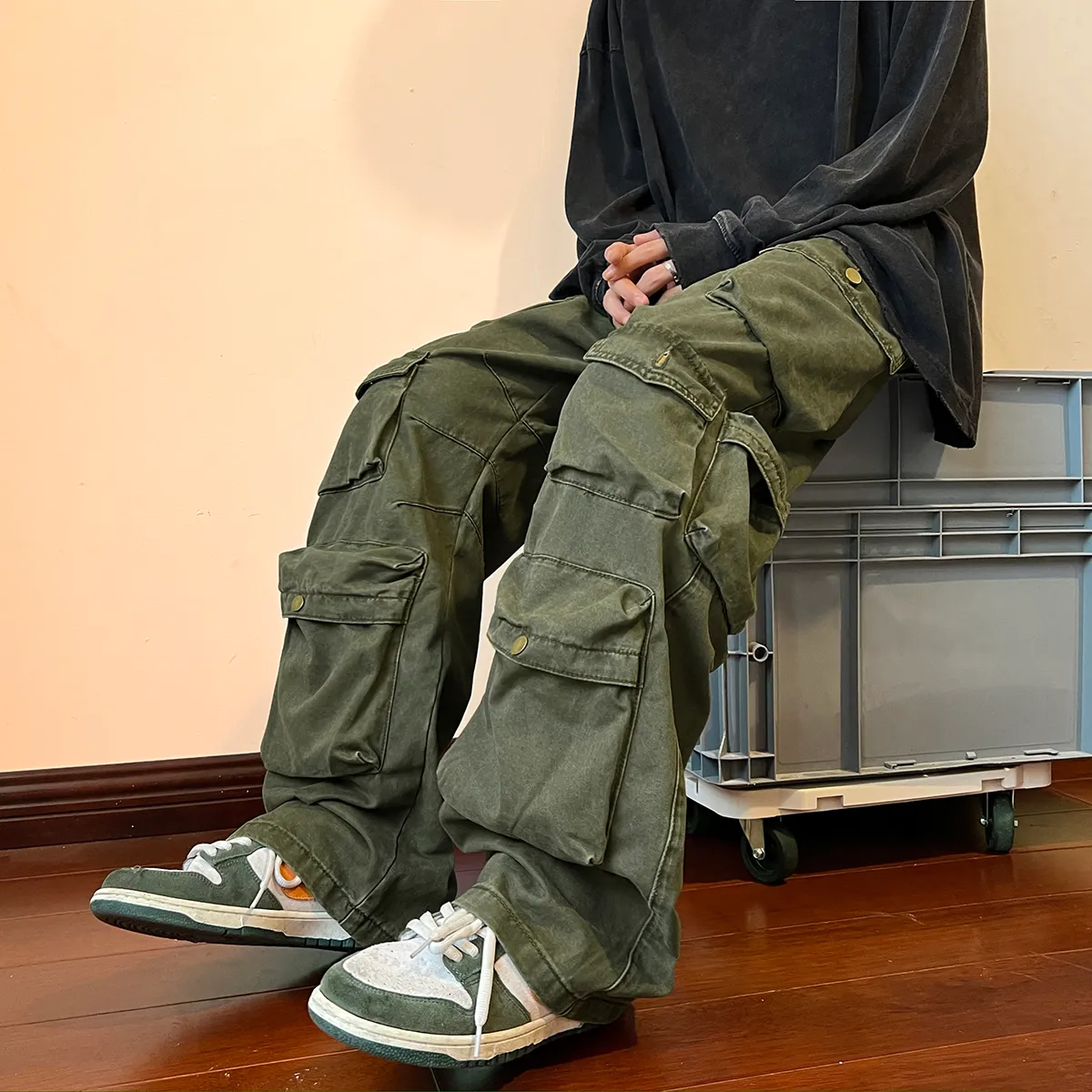 Green cargo pants men hotsell