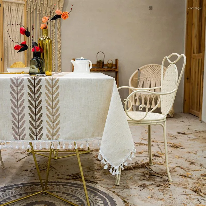 Prostokąt tkaniny stołowej i odporna na kwadratowa wodoodporna wodoodporna obrus dekoracyjna pokrywa tkaniny z frędzlami