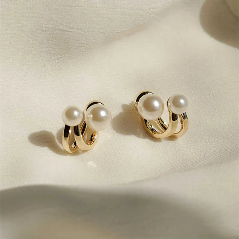 Stud Vintage Elegant Irregular Pearls Stud Earrings for Women New Trend Daily Accessoire Exquisite Jewelry Femme