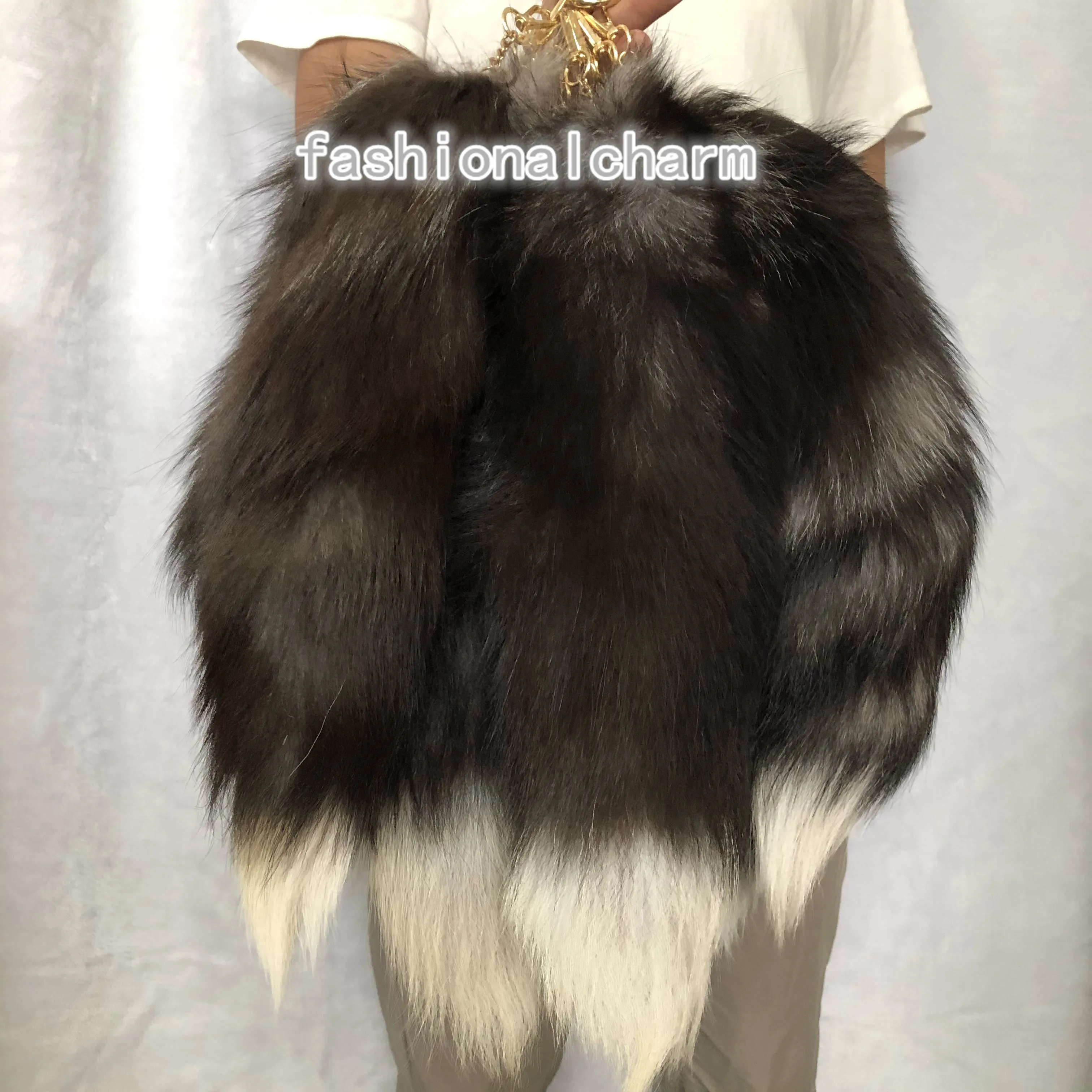 10Pcs/lot-40cm/16" Real Genuine Natural Silver Fox Fur Tail Keychain Cosplay Toy Keyring Car Phone Pendant Tassels