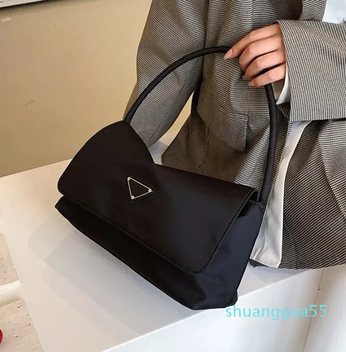 Bolsos shop negros pequeños