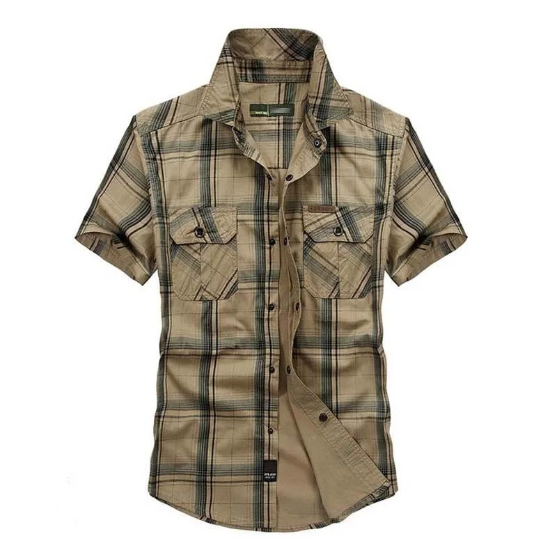 Mäns avslappnade skjortor mode sommarskjorta kort ärm plädskjortor män pläd bomullsskjortor militära lyxmärke klädkardigan plus storlek m-5xl 230504