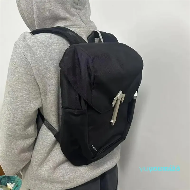 2023-Designer Nylon Trapstar Mochila Bolsas de hombro Bolsos unisex clásicos Black Sliver de alta calidad 22 T London Schoolbag
