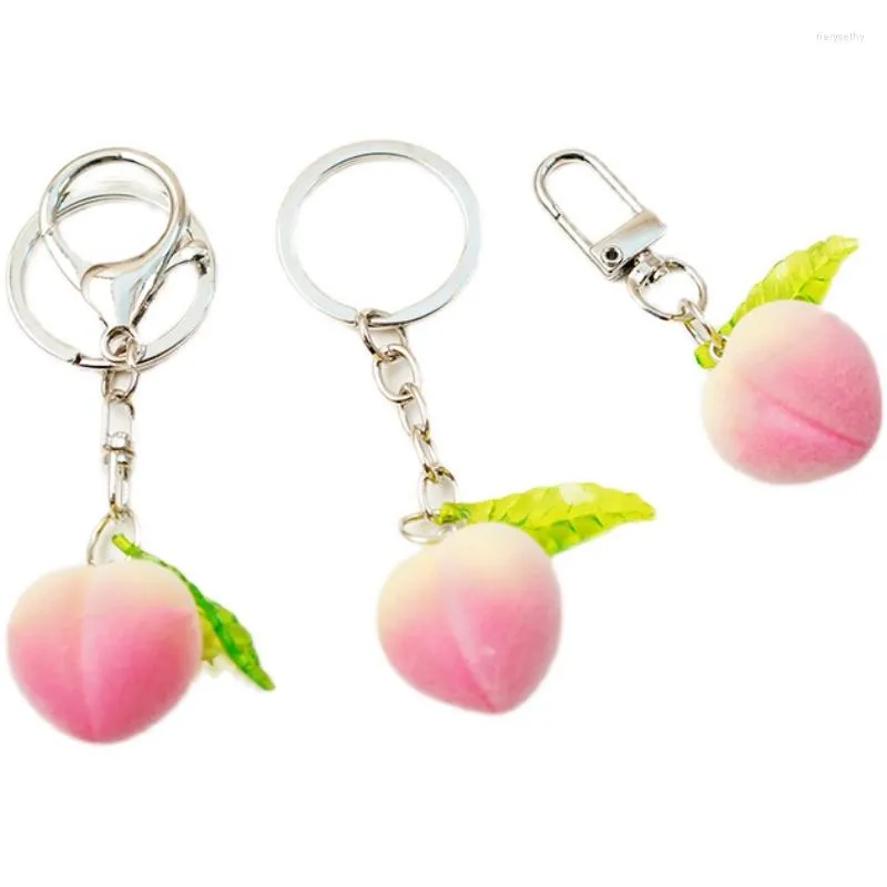 Keychains schattige 3D Peach Summer Fruit Metal Keychain voor vrouwelijke Key Chains Ring Car Bag Handhals Charm Airpods Accessoires X72