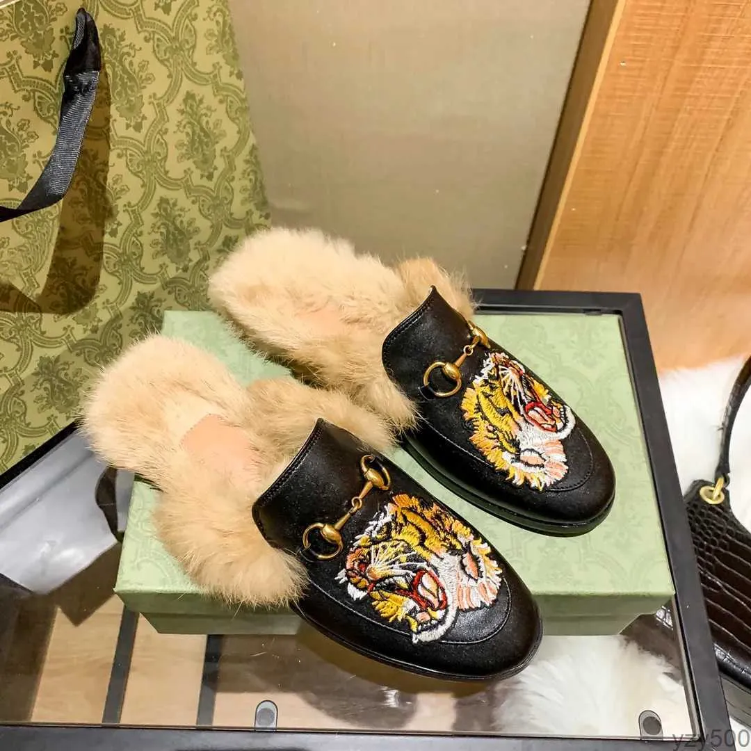 Genuine Leather Loafers With Buckle For Women And Men Fashionable Princetown Dress Pink Ariat Slippers And Casual Fur Mules In Sizes 35 46 From Yzy500 36.71 DHgate.Com
