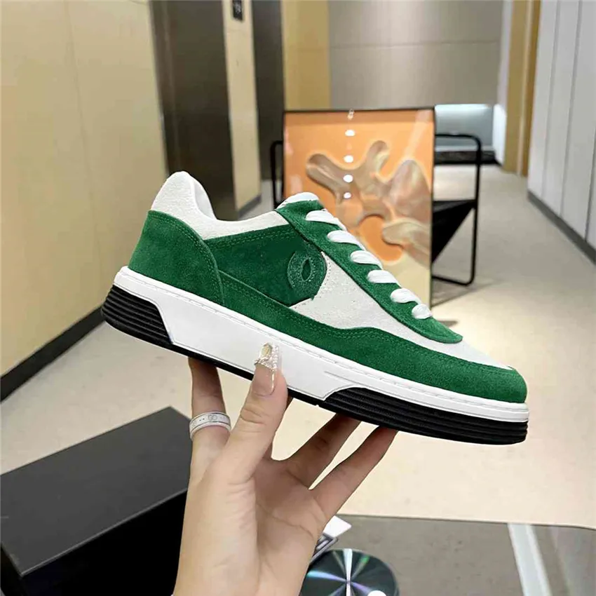 Fashion Bowling Shoes 2023 Channel Men's and Women's outdoor sneakers couple leisure student running shoes 04-07