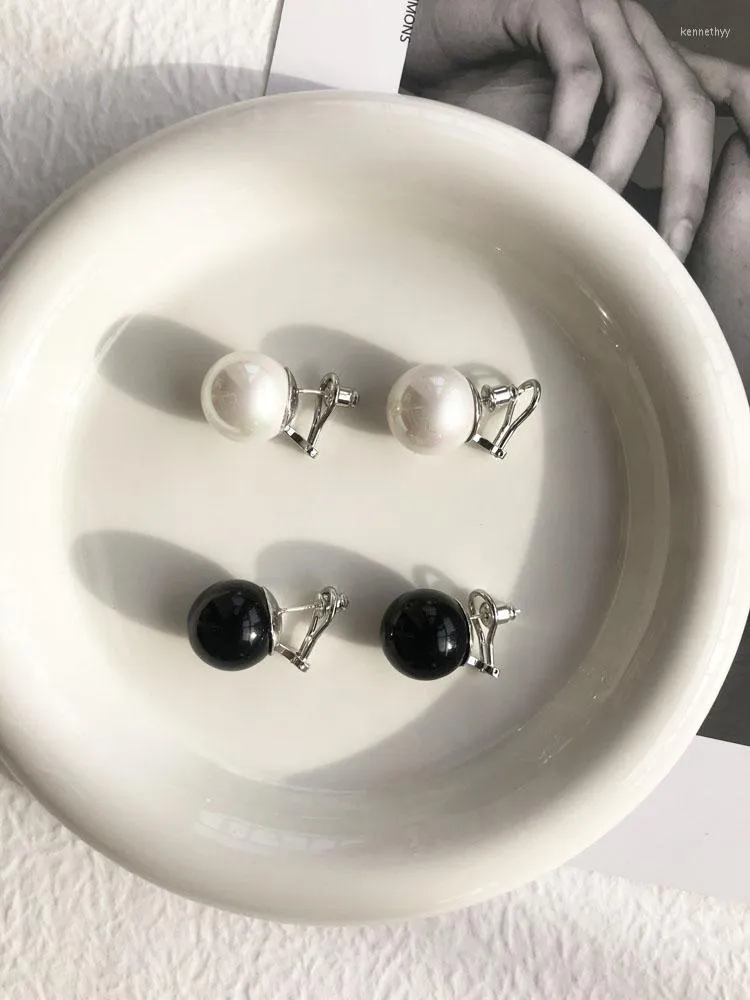 Studörhängen svart agat klassisk Roung Ball Imitation Pearl Earring för kvinnor Studearring Vintage Jewelry 2023 Trending