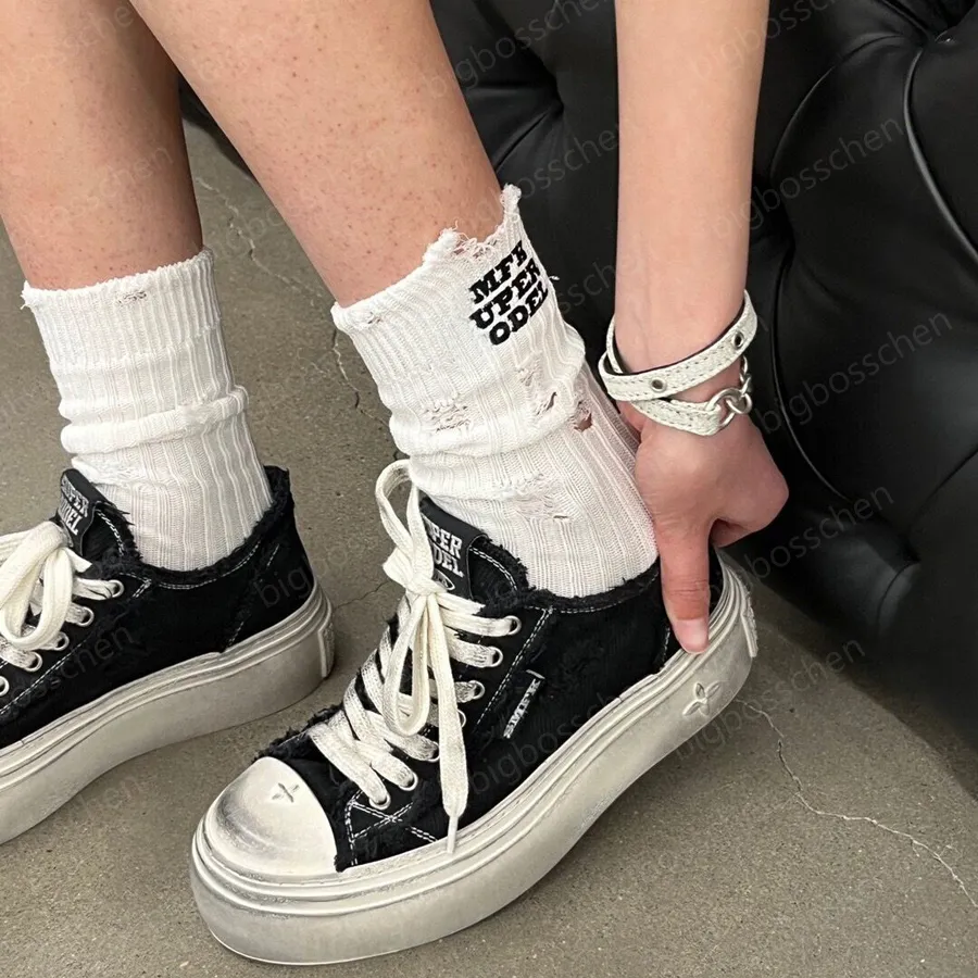 Retro canvas shoes discount