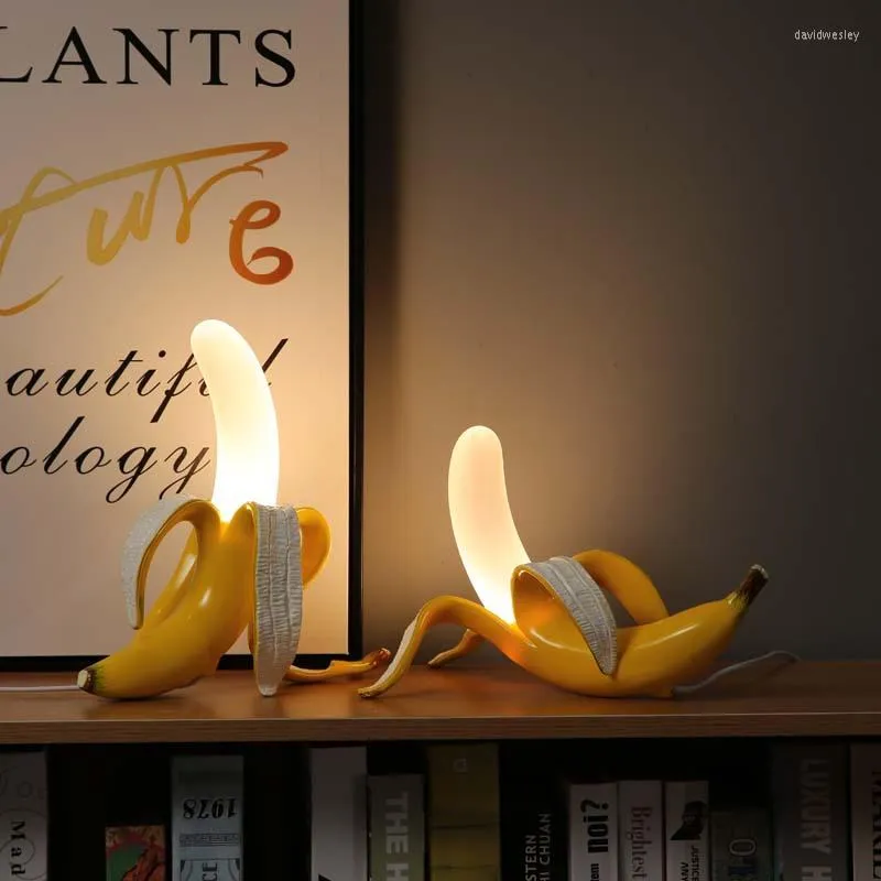 Banana lamp 2025