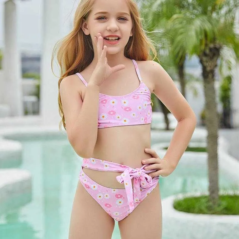 Wholesale Cute Printed Two Piece Swimsuit For Older Girls Durable Kids  Swimwear From Alimama07, $23.45