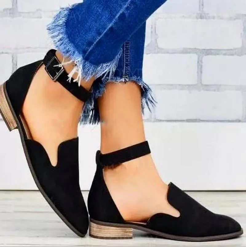 Chaussure femme vintage shop