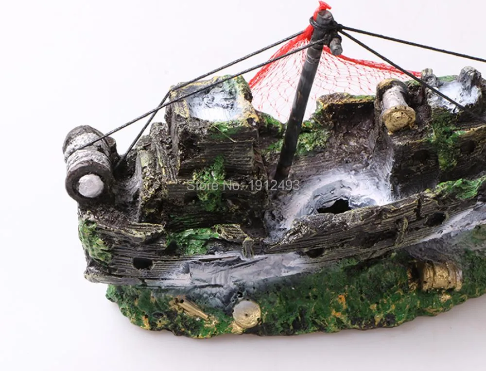 Pirate Shipwreck Aquarium Ornament (8).jpg