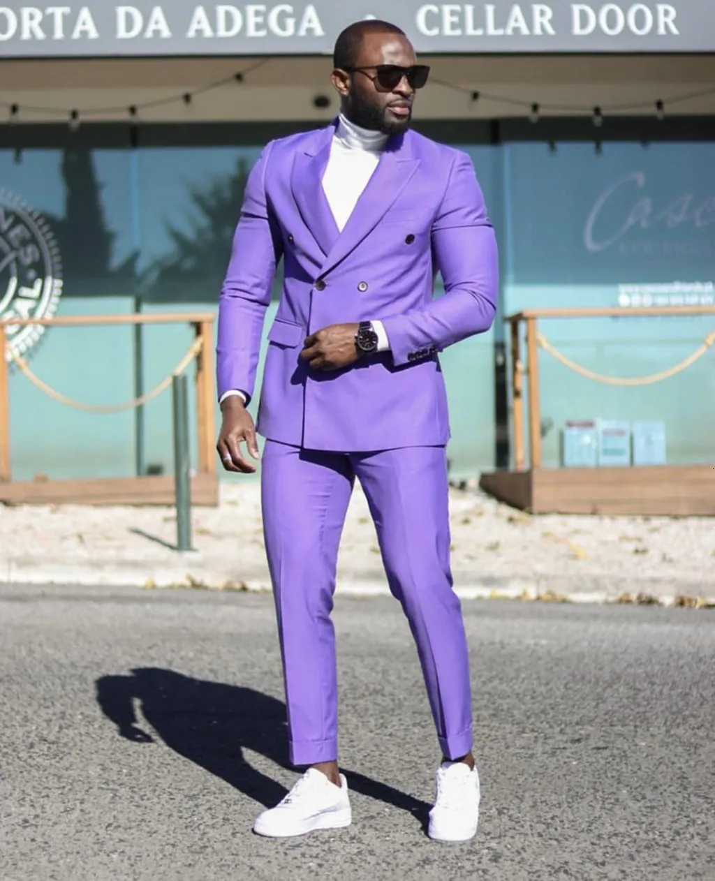 Abiti da uomo Blazer Handsome Light Purple Groomsman Abiti da uomo Doppio petto Risvolto con visiera Blazer progettato Abiti da cerimonia per matrimoni Giacca Pantaloni Abiti 230505