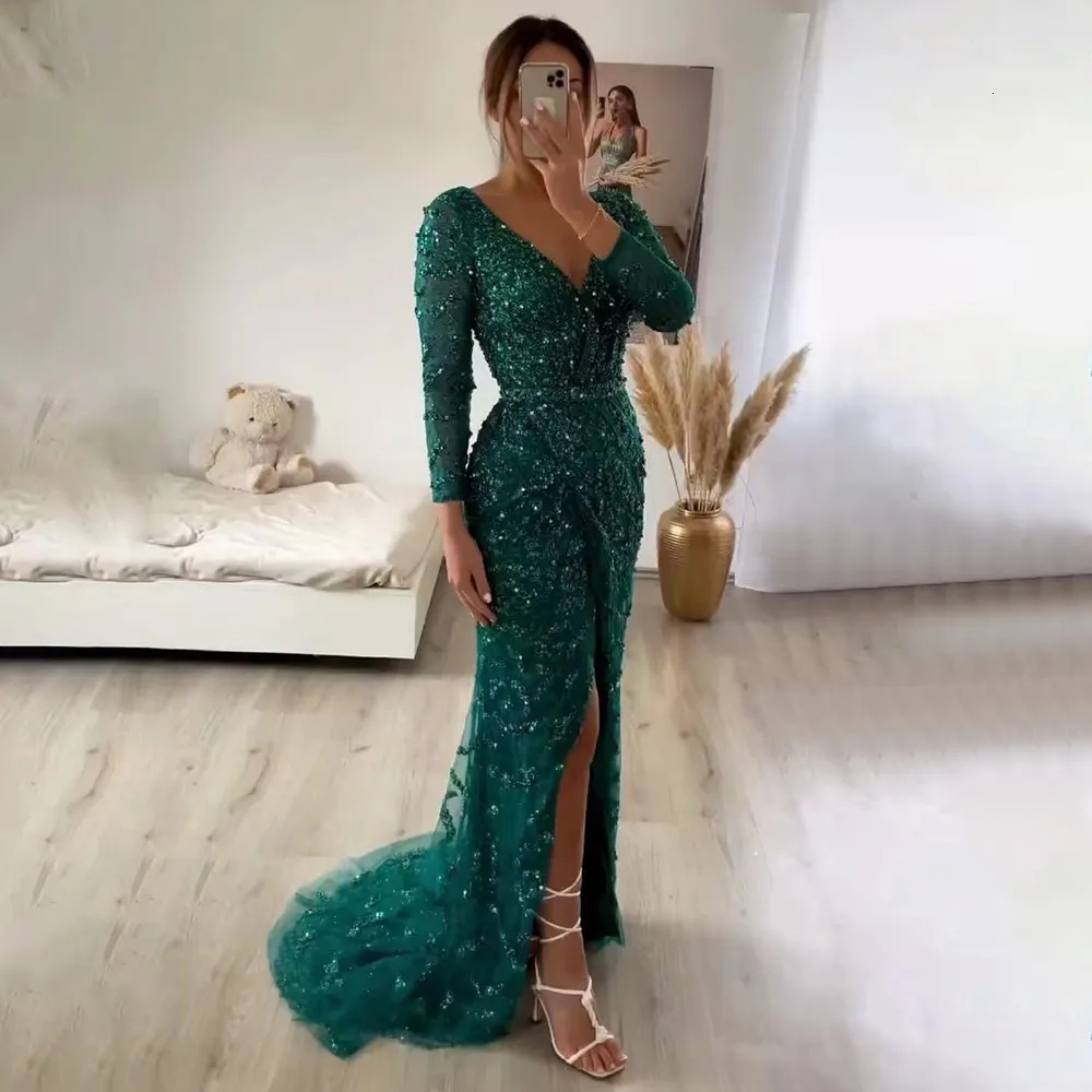 Abiti da festa Serene Hill Verde Sirena Elegante scollo a V Perle Maniche lunghe Da sera In rilievo di lusso 2023 Per le donne Matrimonio LA70499 230505