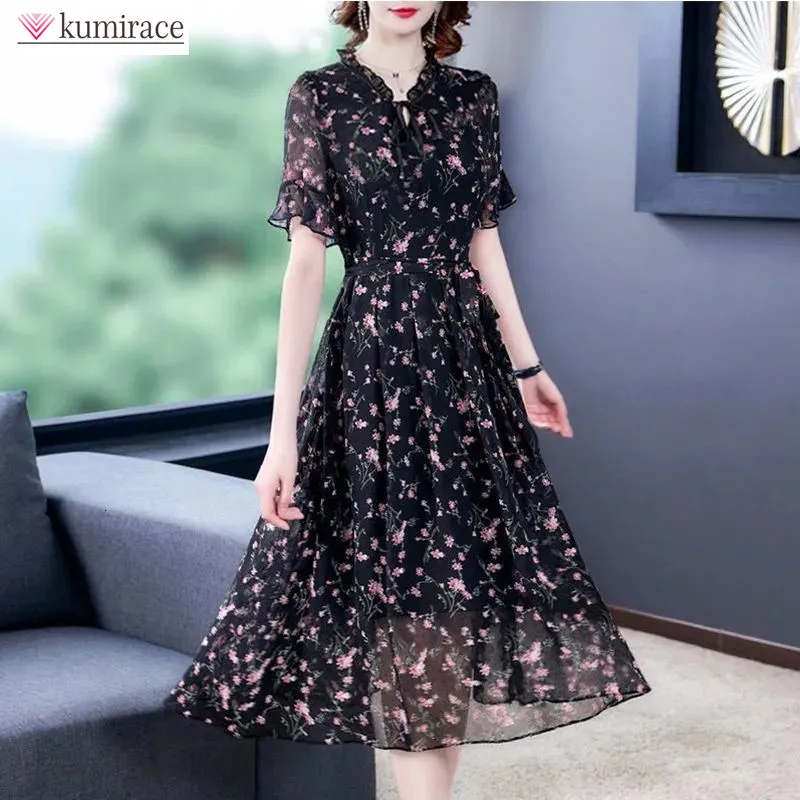 white christmas dresses Exceptional Bliss Lace-Up Floral Chiffon Maxi Dress main image 1