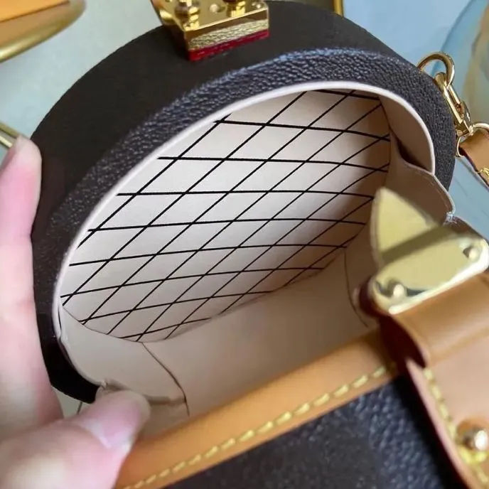 Petite boite chapeau mini sale