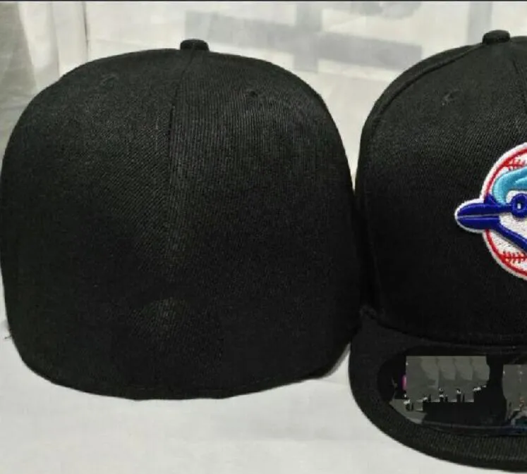 Herr baseball full stängd kepsar sommar true fit hip hop trucker hatt pappa gorras hombreball ben män kvinnor 32 lag avslappnad sport plattmonterade hattar toronto mix färg