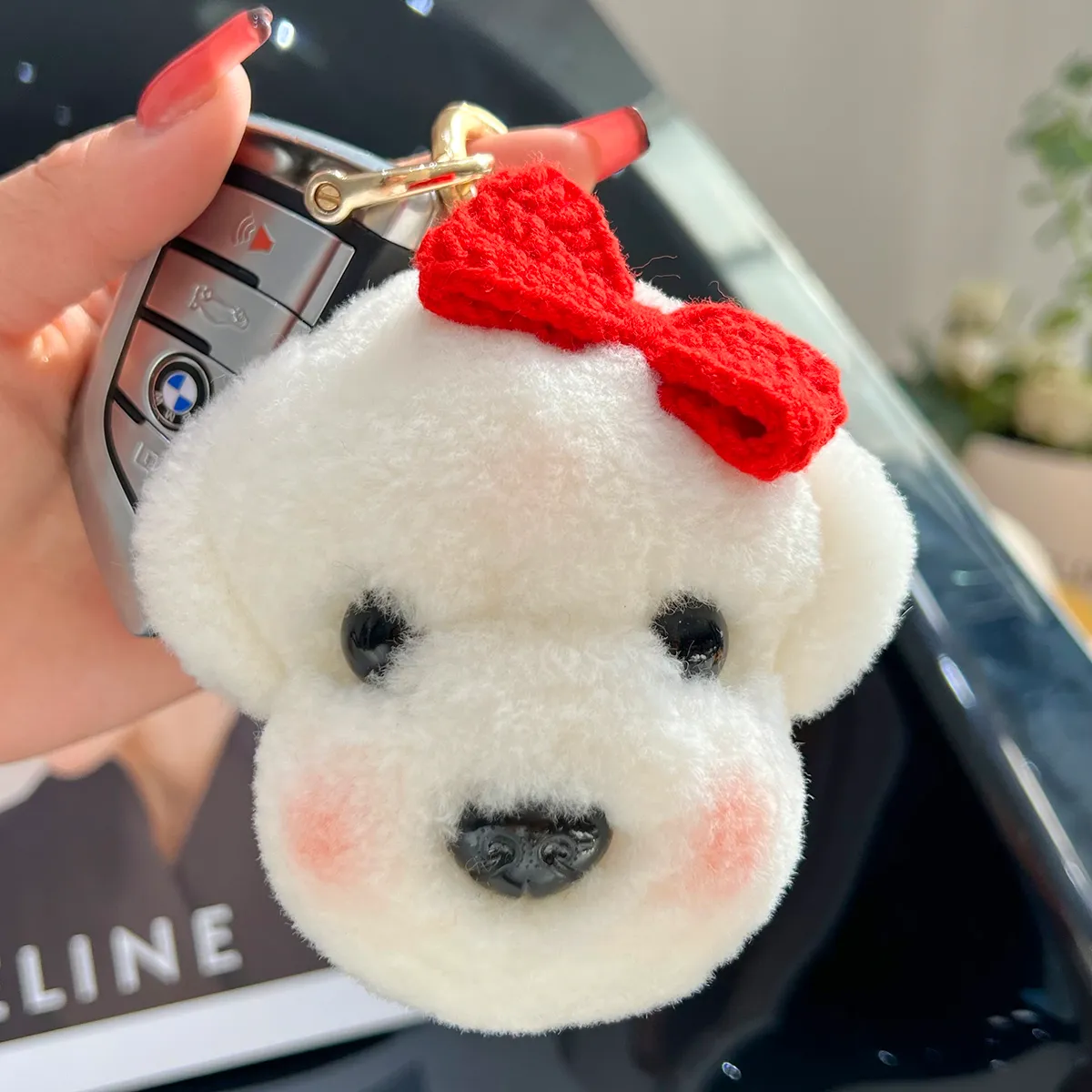 Mignon véritable fourrure de mouton véritable chien chiot porte-clés pompon boule breloque pour sac accessoires sac voiture téléphone sac à main pendentif