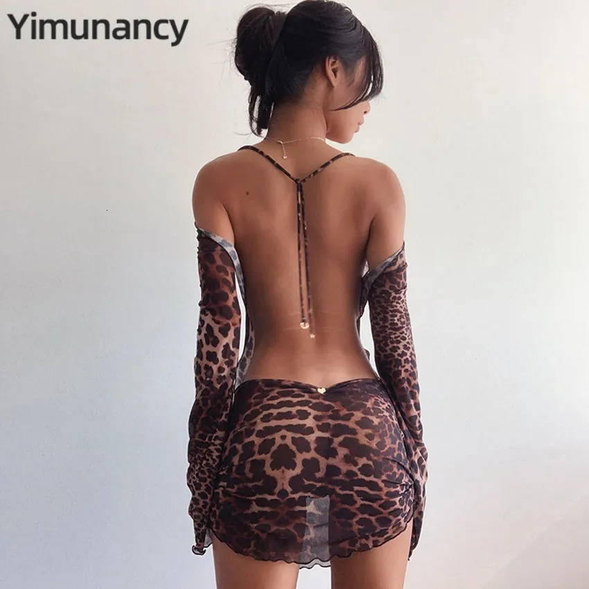 Vestido de duas peças Yimunancy Leopard Print Backles Manga Longa Malha Primavera Halter Transparente Sexy Club Vestidos 230505