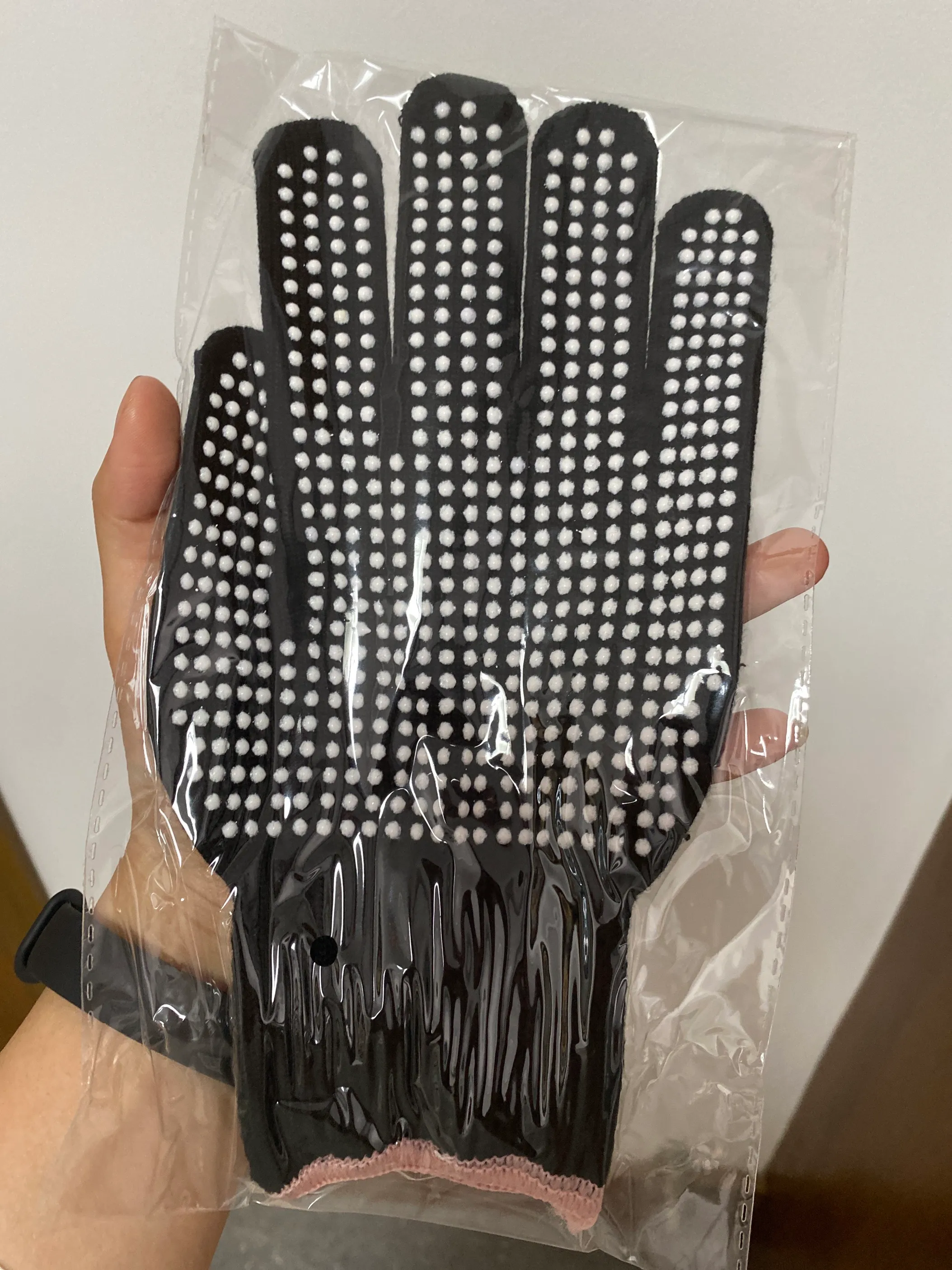 Ups gloves top