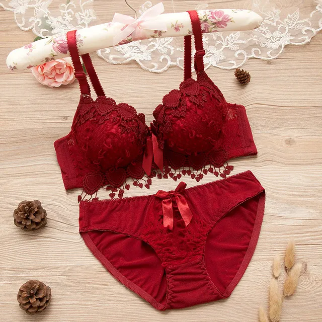 Ladies Plus Size Push up Padded Bra Sexy Underwear Set in Red