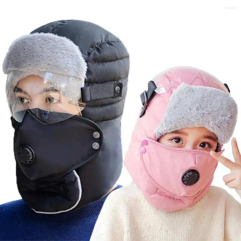 Bérets 2023 Original Design hiver chapeaux pour femmes chaud enfants casquette Ski hommes imperméable capuche chapeau avec lunettes Cool cagoule