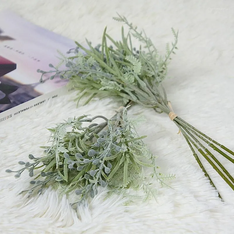 Dekorative Blumen 5 Stück/Bündel Kunstpflanze Gras Kiefer für DIY Hochzeitskranz Weihnachtsgirlande Heimdekoration Zubehör