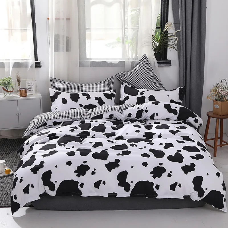 Ensembles de literie Vache Spot maison Textile ensemble de literie impression réactive Ab côté housse de couette Plaid drap de lit taie d'oreiller literie 100% Fiber de bambou 230506