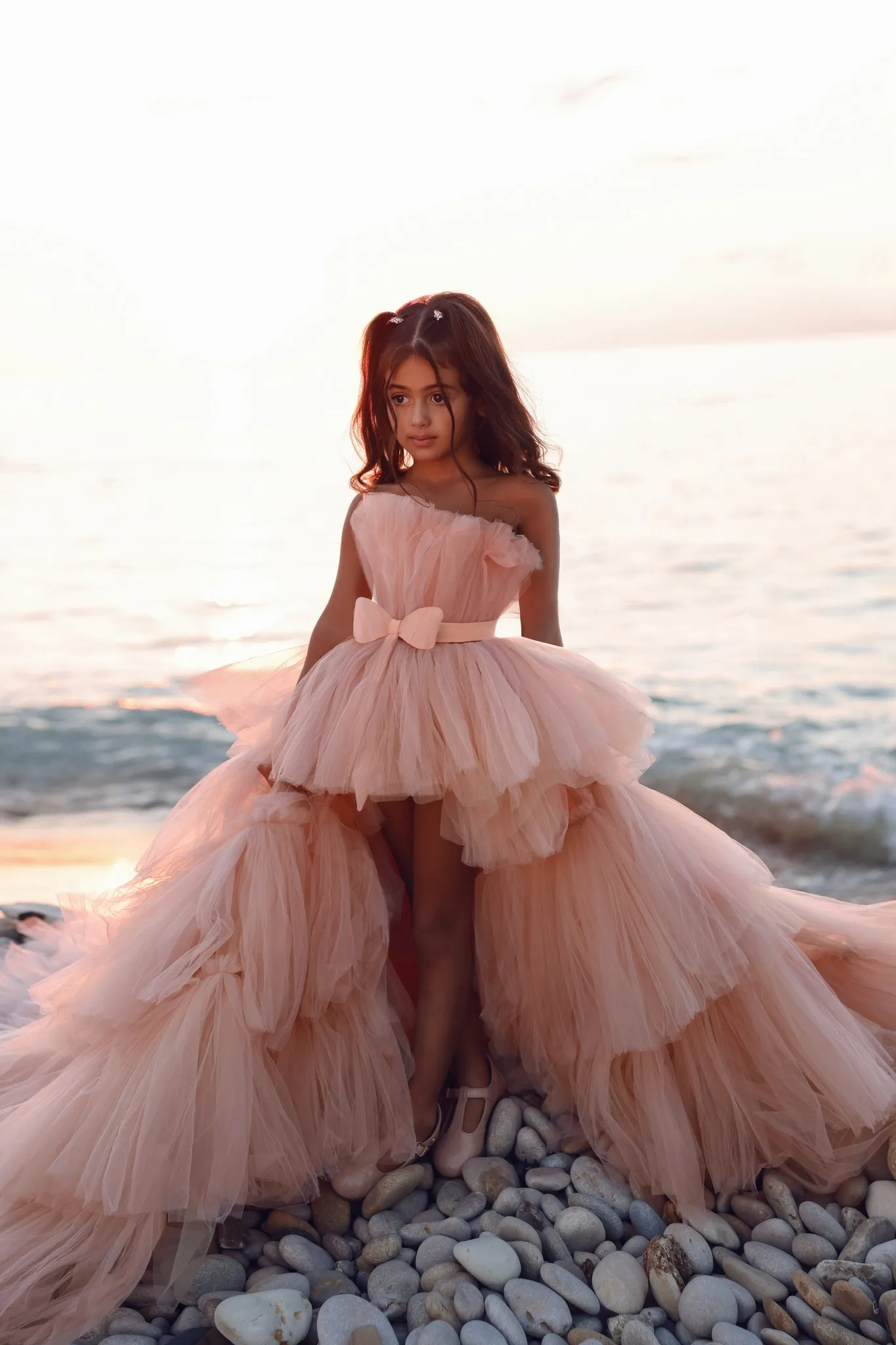 Photoshoot gown with chiffon waves online
