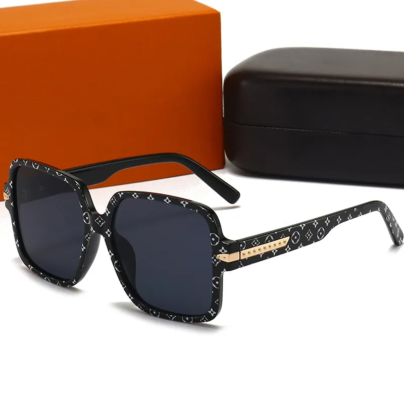 Vintage Oversized Square Sunglasses UV400 Protection Flat Lens Retro Chic Amazon.com: The Fresh Oversized Square Sunglasses for Women  main image 4