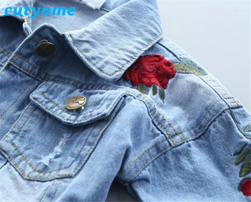 Jackets Spring Children Jeans Jacket For Baby Girls Fashion Rose Flower Embroidery Bomber Blazer Fall Toddler Kids Denim Outerwear Coats