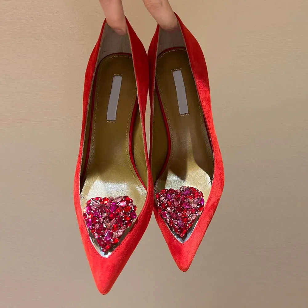 Aquazzura simply store irresistible pump 15