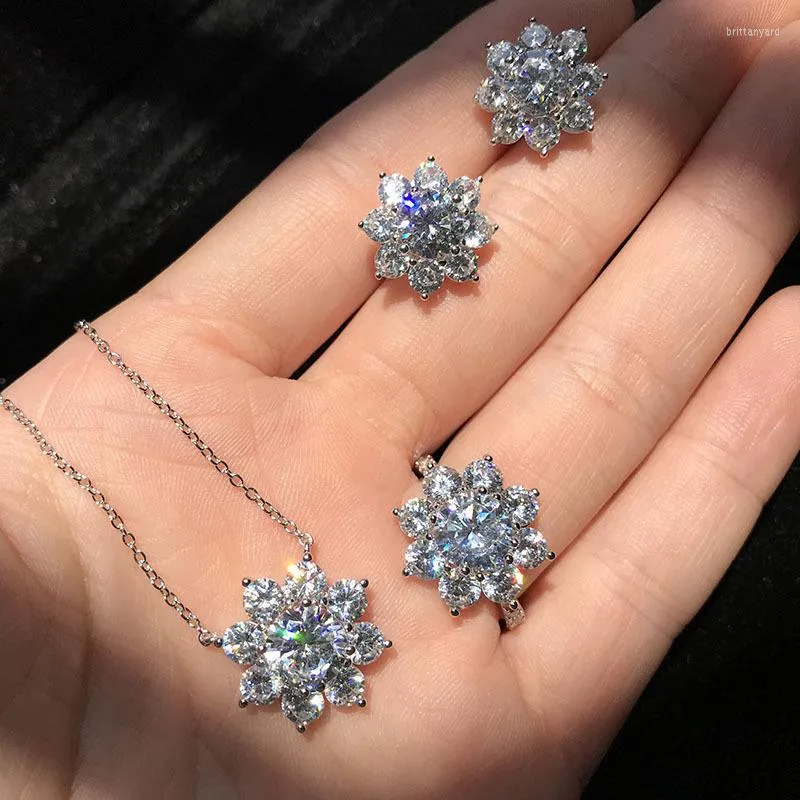 Necklace Earrings Set Brillran 2023 Korean Fashion AAAAACZ Flower Shaped Female Ring 3 Pieces Jewelry Wedding Gift