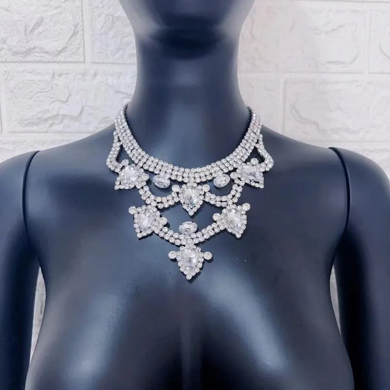 Catene scintillanti trasparenti a forma di goccia d'acqua con diamanti collana esagerata gioielli da sposa da donna gioiello a più file di cristallo