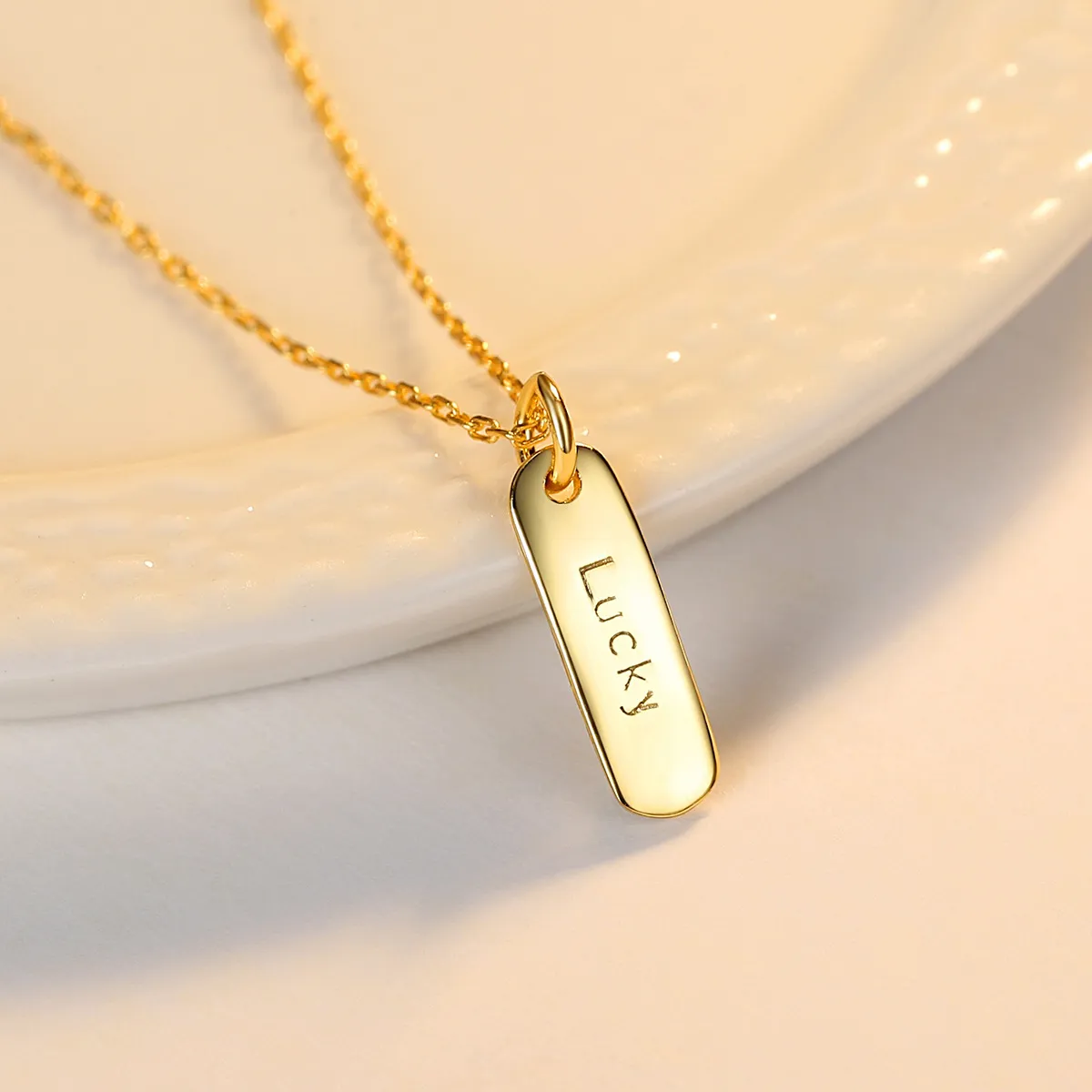 Brief Glück Anhänger Halskette Frauen Luxusmarke s925 Silber überzogen 18 Karat Gold Halskette weiblichen Charme Mode Kragen Kette High-End-Schmuck Geburtstagsgeschenk